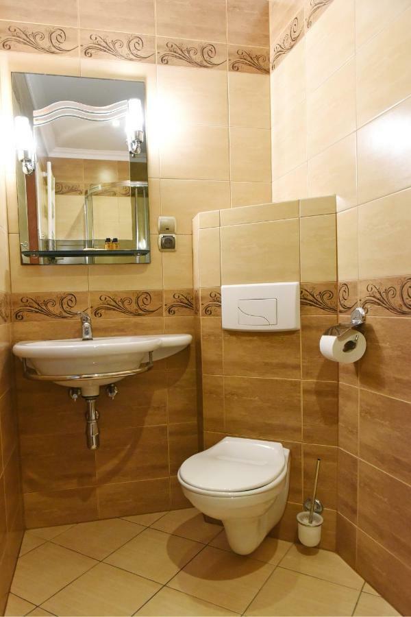 Apartament City, Clock Krosno Exterior foto
